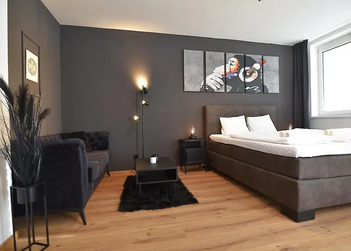 Monkey Loft - Center & Free Garage Parking *